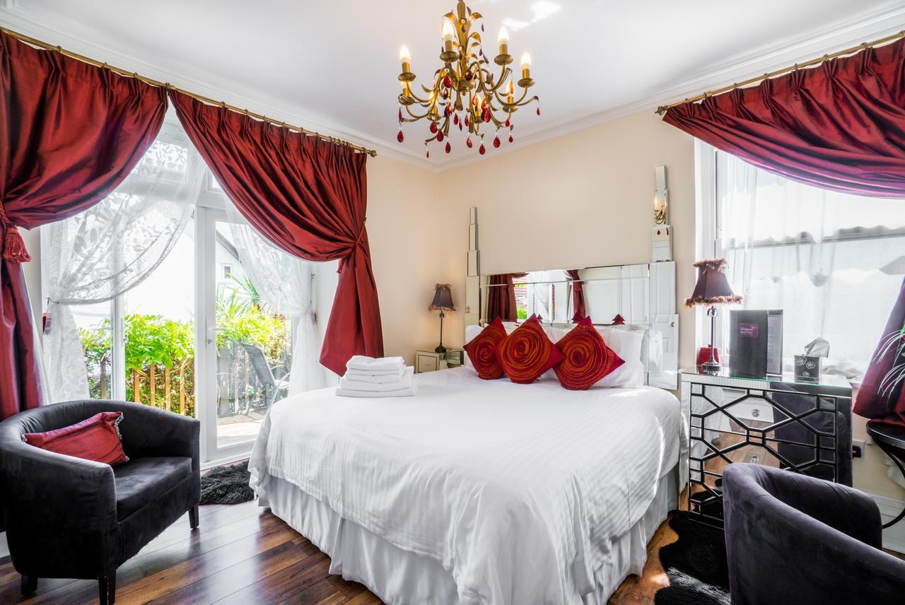 Westwood Guest House Лайм-Реджис Экстерьер фото